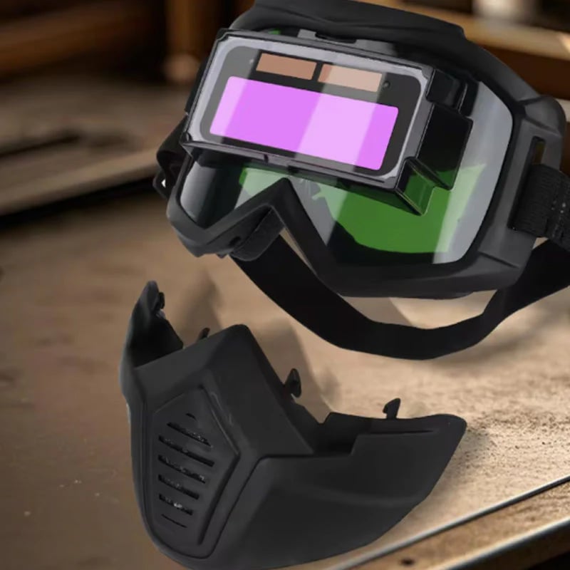 ✨✨Auto-Darkening Welding Helmet for Eye Safety